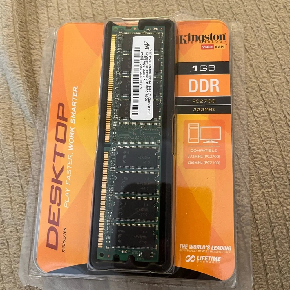 Kingston 1GB DDR Desktop RAM - Black
